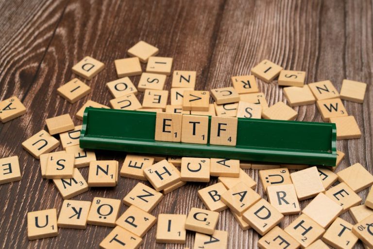 What Every Investor Should Know: Insights from Top Investment Books